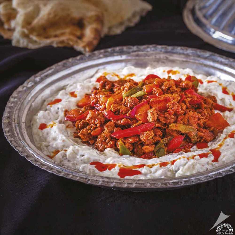 Alinazik Kebabı - Gaziantep