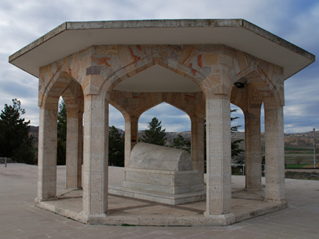 Yunus Emre Külliyesi Ve Türbesi - Eskişehir